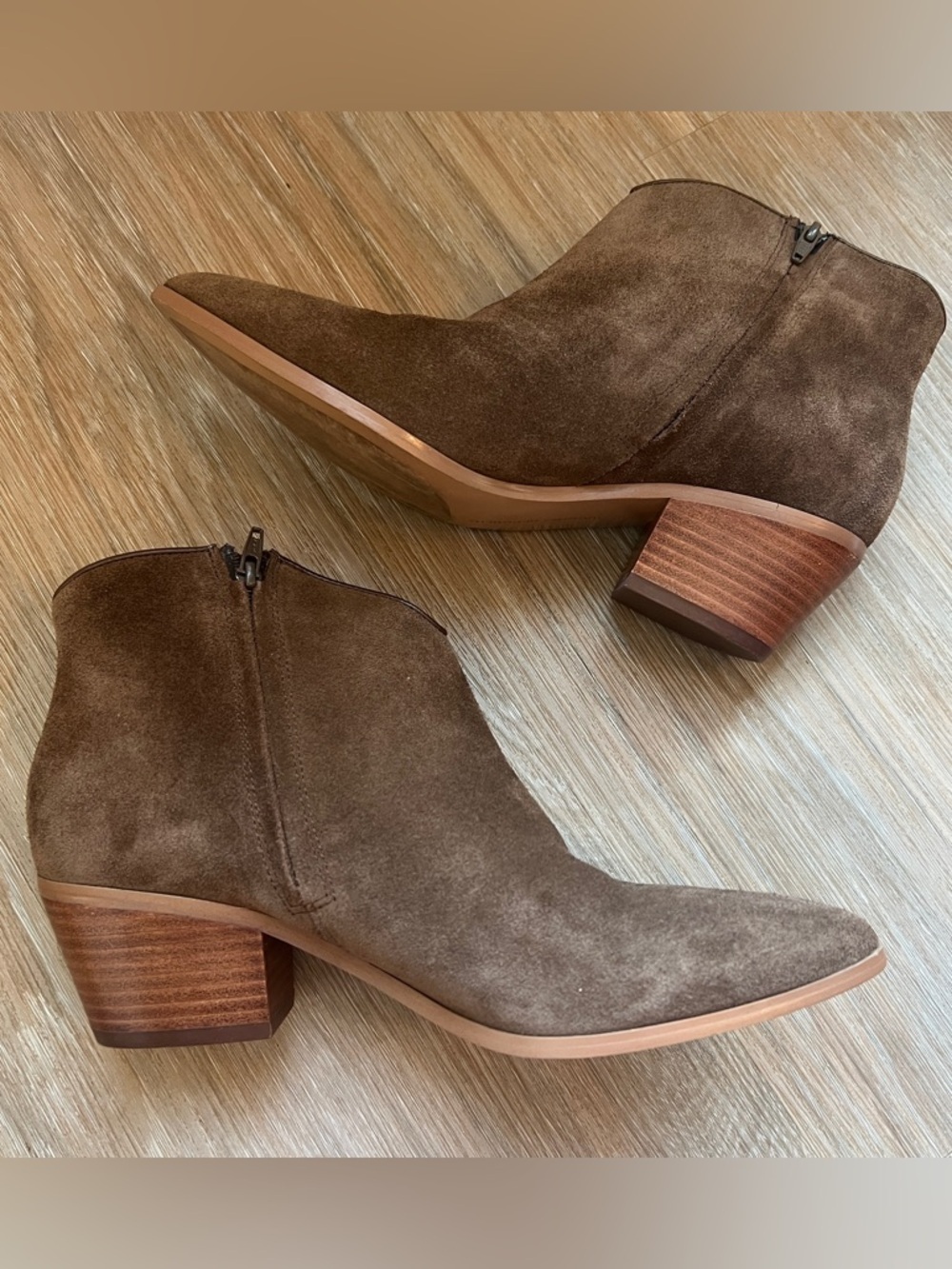 Banana Republic Suede Ankle Boots Brown Block Heel Size 8.5 leather western boho - Picture 4 of 8